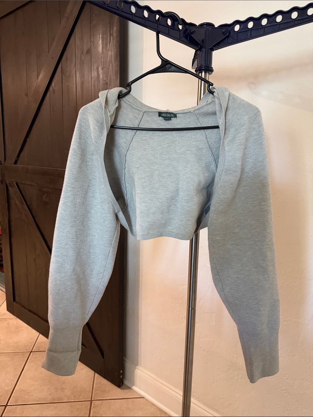 Wild FableCropped Hooded Sweatshirt - Light gray